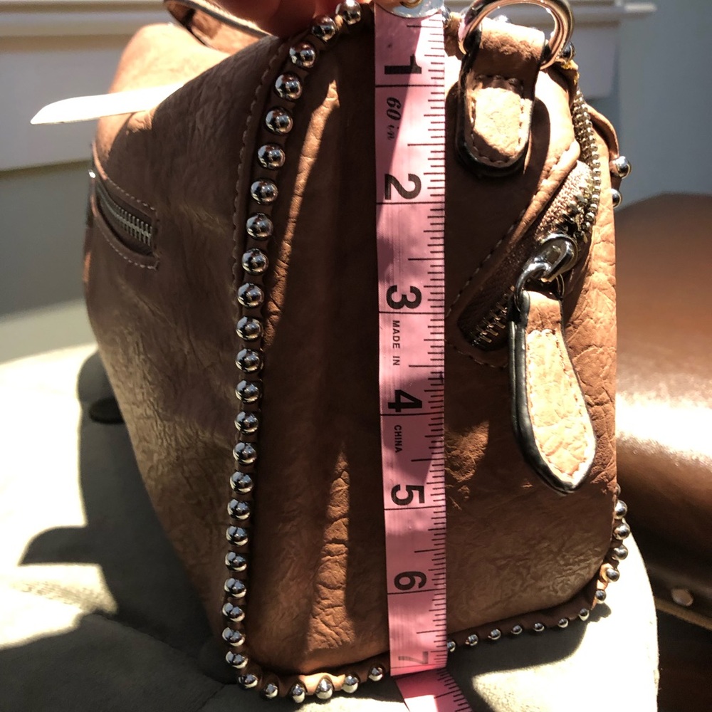 Studded handbag - Picture 5 of 6